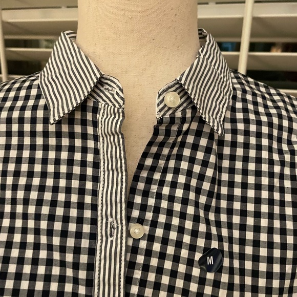A&F buttoned shirt - Picture 3 of 7